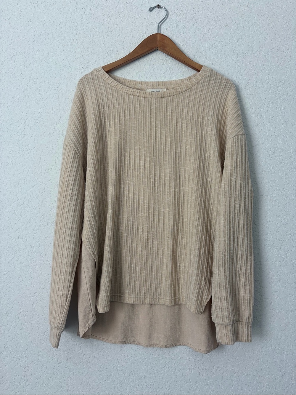 Umgee Light Beige Ribbed Crew Neck Sweater